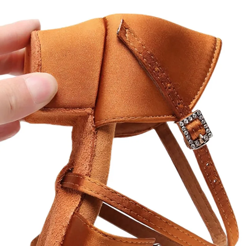 

Children Dance Shoes for Girls Women Ballroom Latin shoes Ladies Modern Tango Dancing Performance Shoes Salsa Sandals 3.5CM Heel