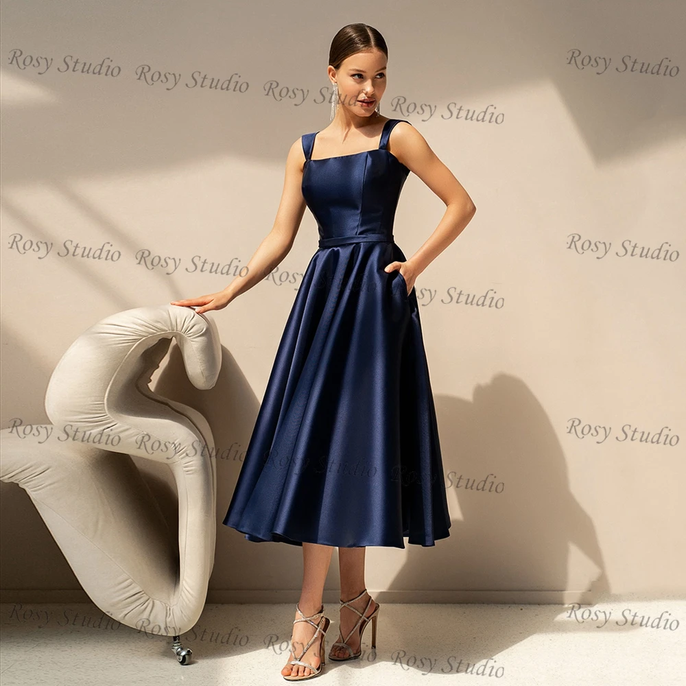 Simples profundo decote em v azul royal vestidos de cocktail a linha cetim curto vestido de festa de casamento comprimento do chá