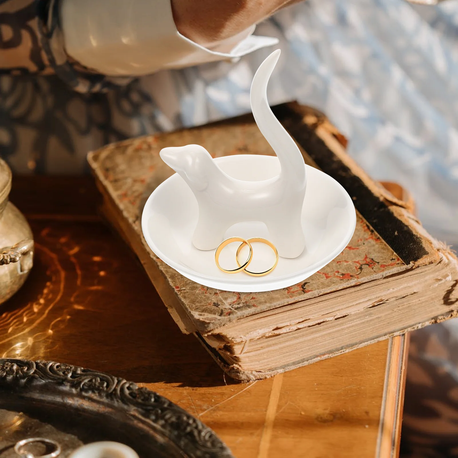 

Cartoon Dog Ceramic Jewelry Tray Jewelry Storage Organizer Display Plate Ring Necklace Holder Stylish Trinket Tray