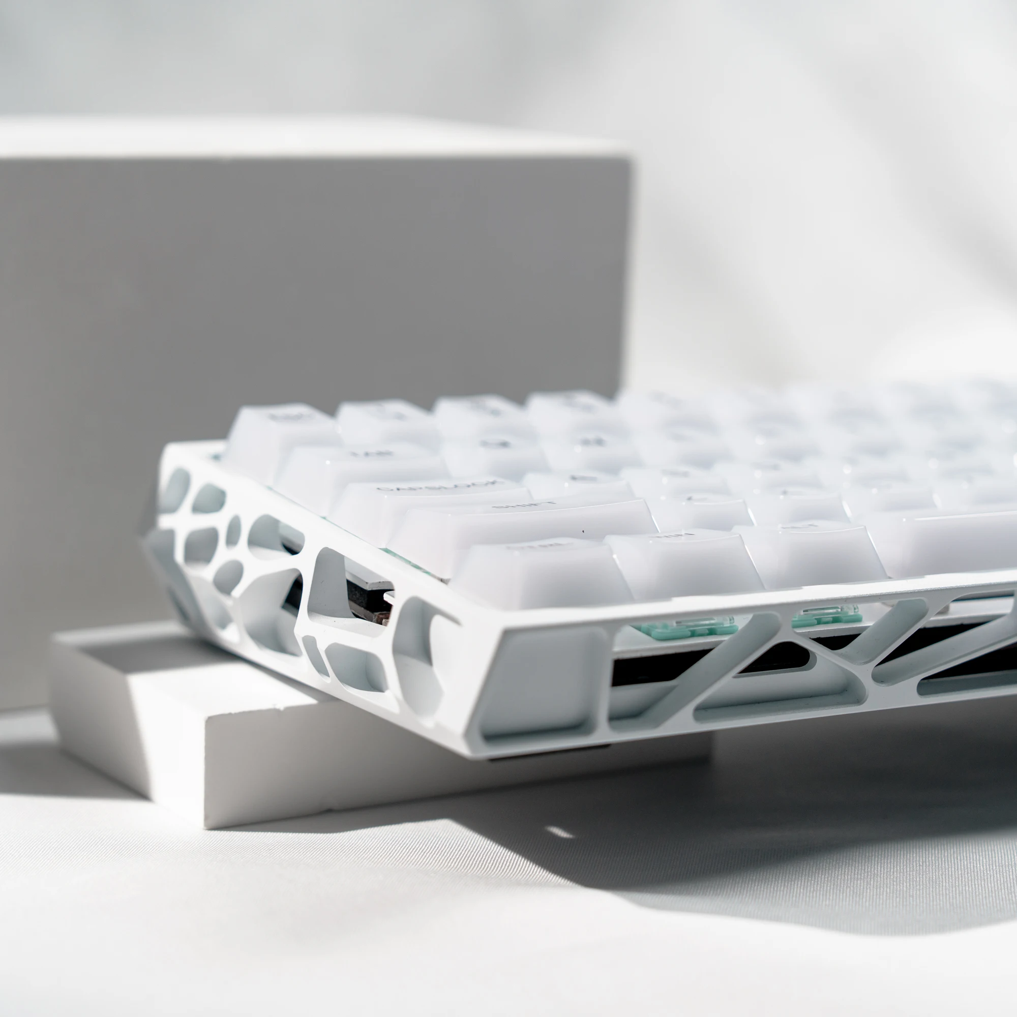 Frosty Jello RGB バックライト付き半透明キーキャップ 115 キー MDA プロファイル半透明 PC キーキャップ MX スイッチゲーミングキーボード用