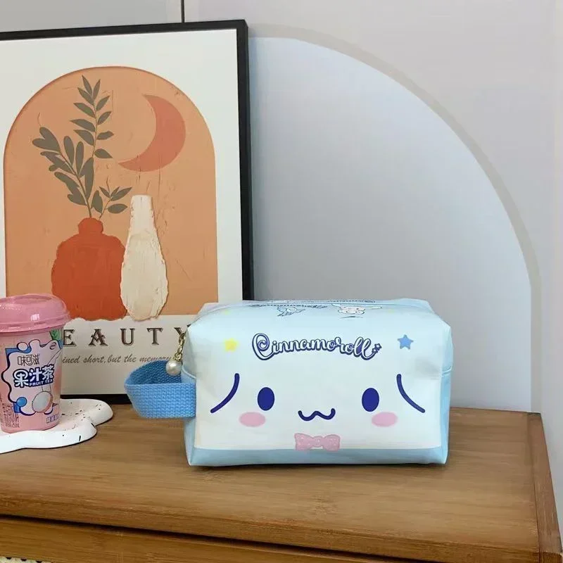 HelloKitty Cartoon Grote Capaciteit Draagbaar voor Reizen Stofdicht Meisjesachtig Hart Veelzijdige Waterdichte Dopamine Opslag Cosmetische Tas