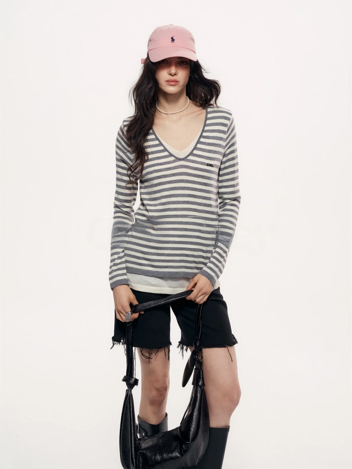 

Slimming Effect Loose Casual Long Sve V-Ne Striped Base irt Women's Comfortable Breathable T-irt CHILL ZOEY Brand