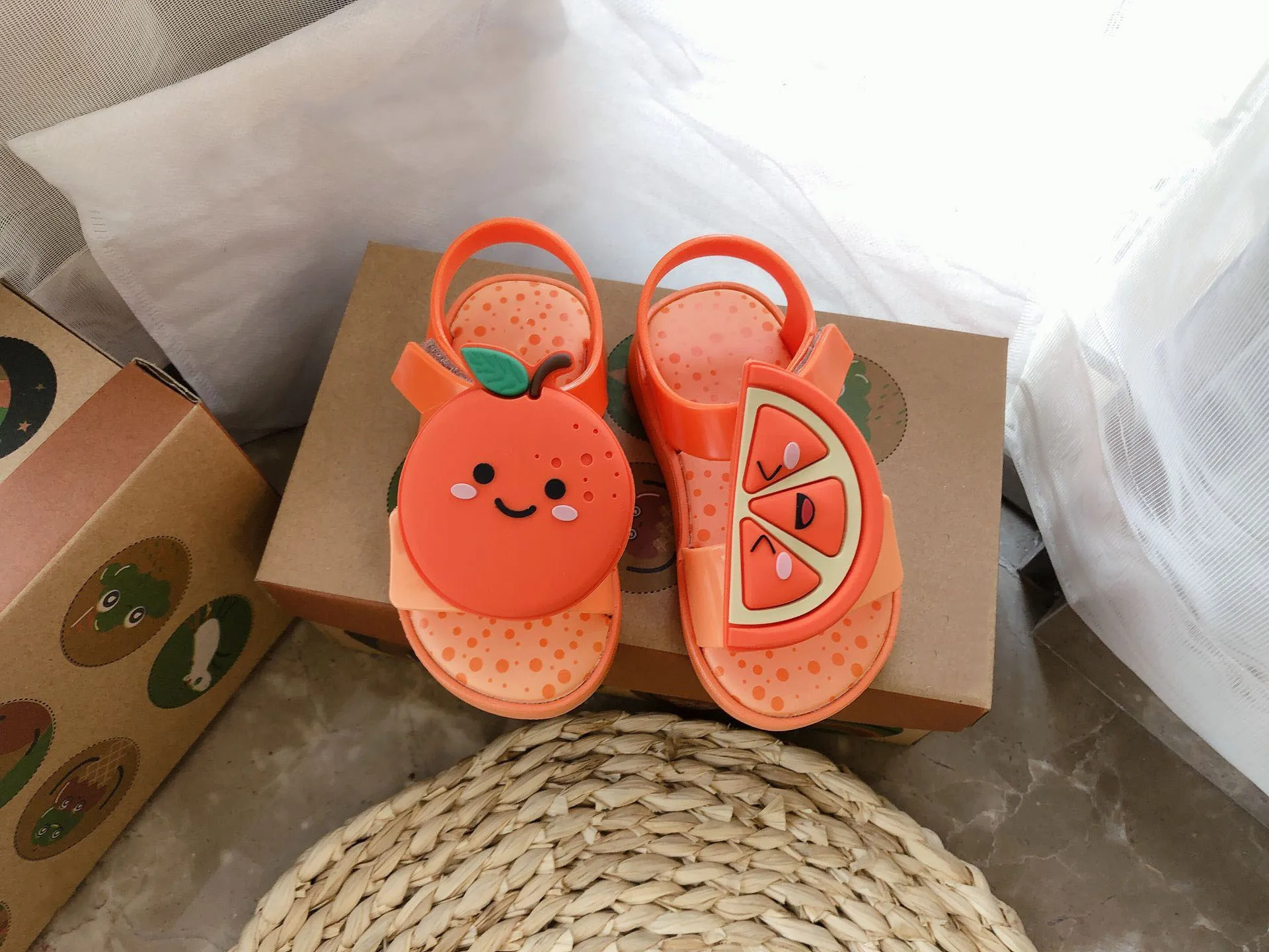 Children\'s jelly shoes Banana orange soft-soled beach sandals