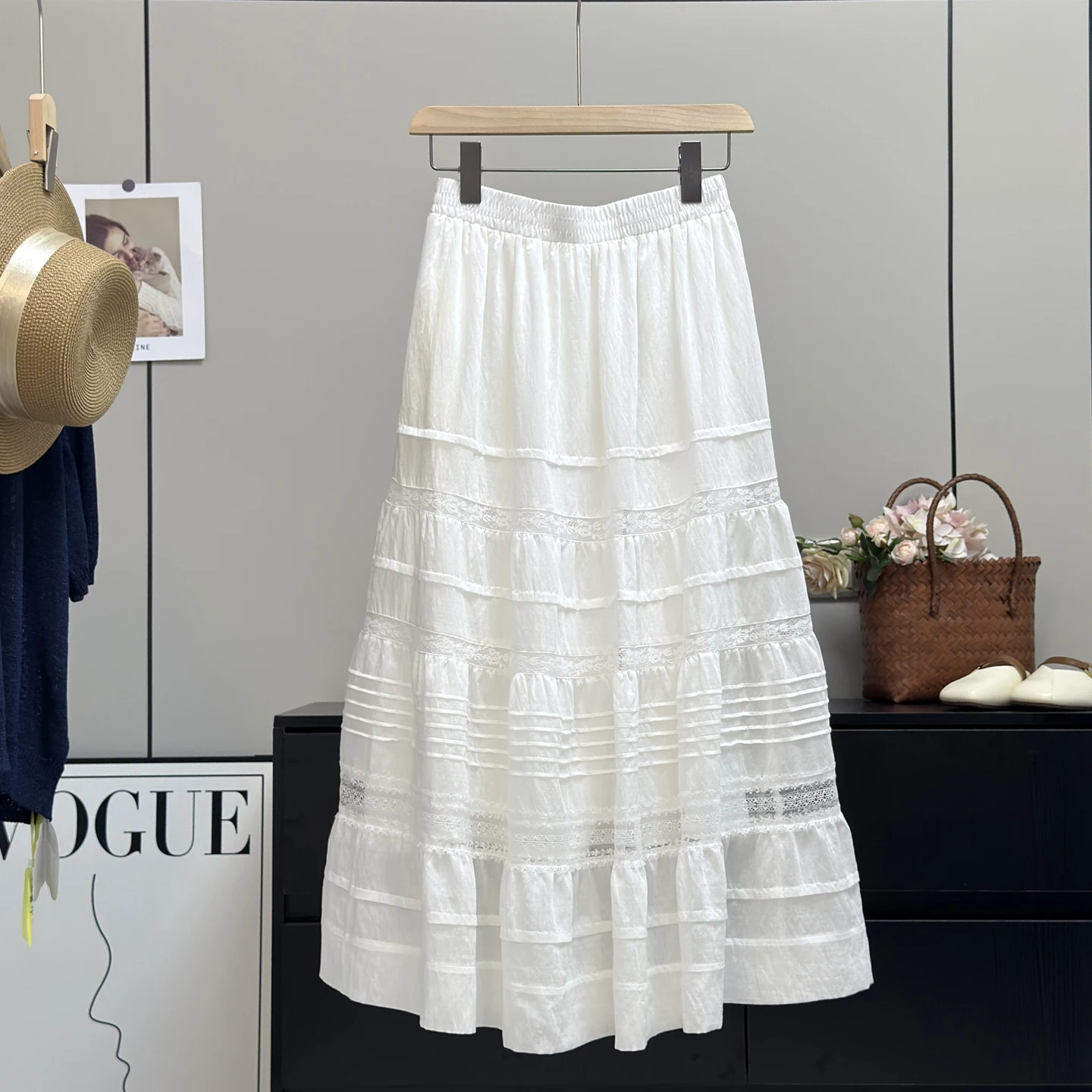 

Ultra-Fairy Feel Light Cotton Silk Thin Sensation f Skirt with Hollow Lace Splicing Elastic Waist A-Line Skirt for Women
