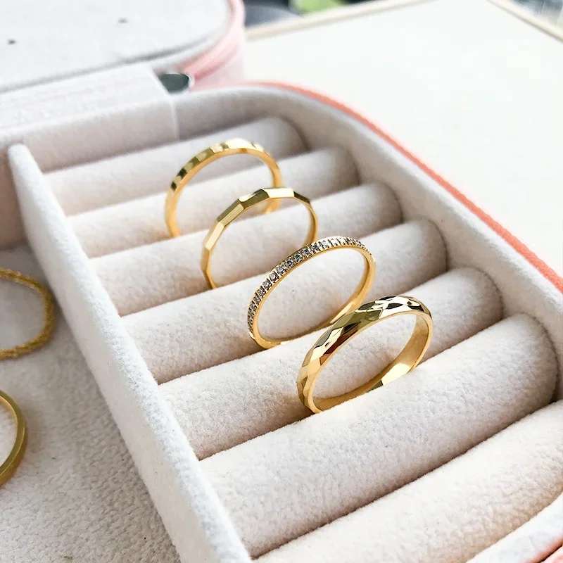 Fashion Vintage Jewelry Waterproof 18K Gold Plated Stackable Rings Stainless Steel Zircon Stacking Couple Ring For Women YF3085