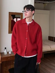 레드 니트 오픈 가디건 남성 가을 겨울 패션 아우터 긴팔 턴다운 칼라 행운의 해 니트웨어 도시 스타일