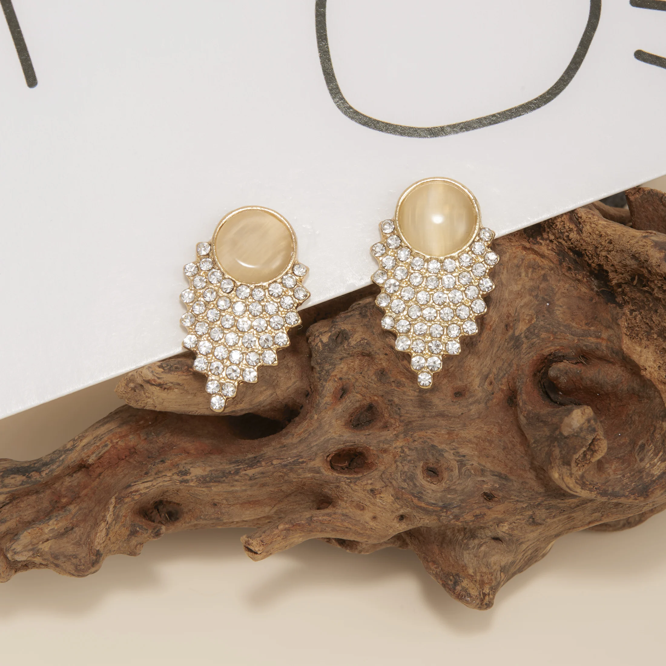 Golden Opal Cat Eye Stud Earrings with Synthetic Zircon Inlay Elegant Drop Earrings for Women
