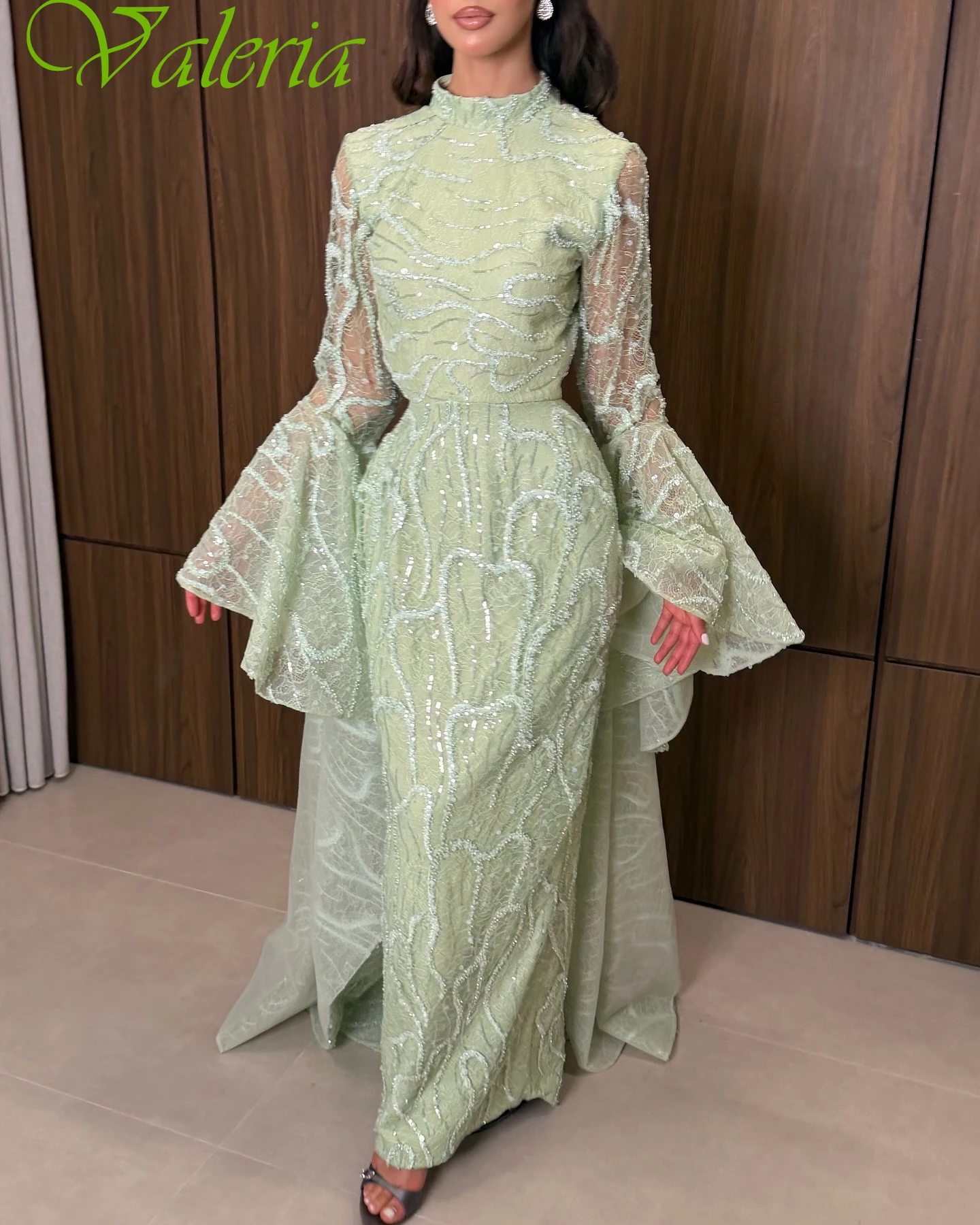 

Customized Straight Crew Neck Long Sleeves Elegant Evening Dress High Quality Bespoke Occasion Gowns Delicate Party Dress