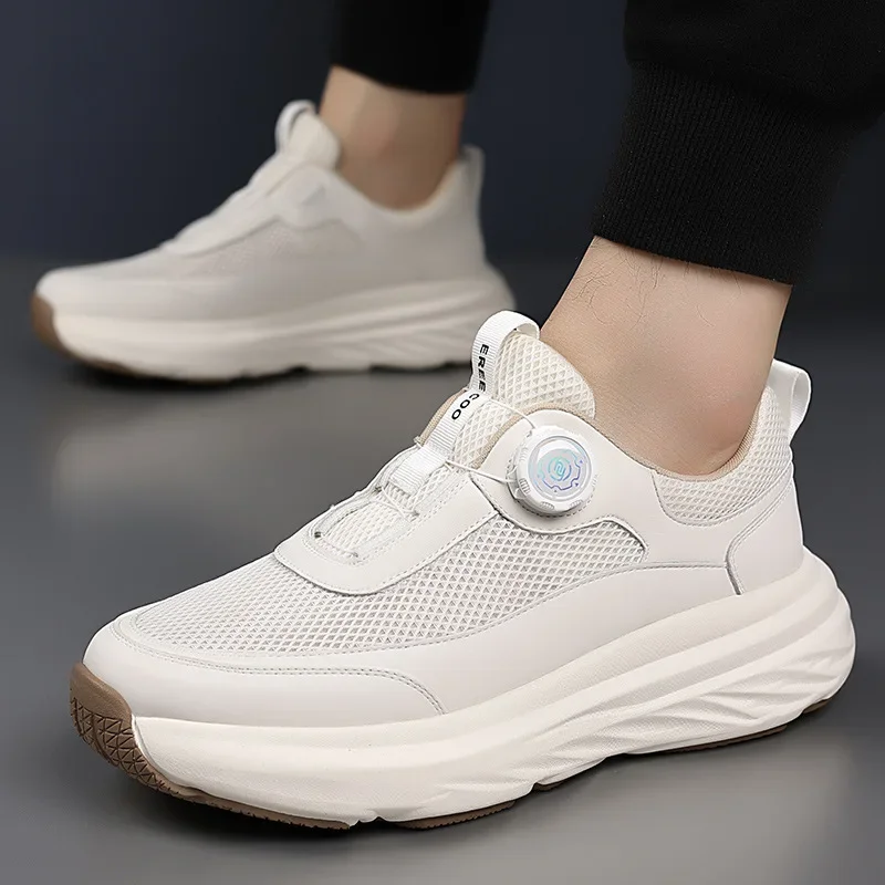 أحذية رياضية كاجوال للرجال قابلة للتنفس مع إبزيم دوار للتسلق في الهواء الطلق والمشي لمسافات طويلة أحذية رياضية شبكية عصرية للخريف