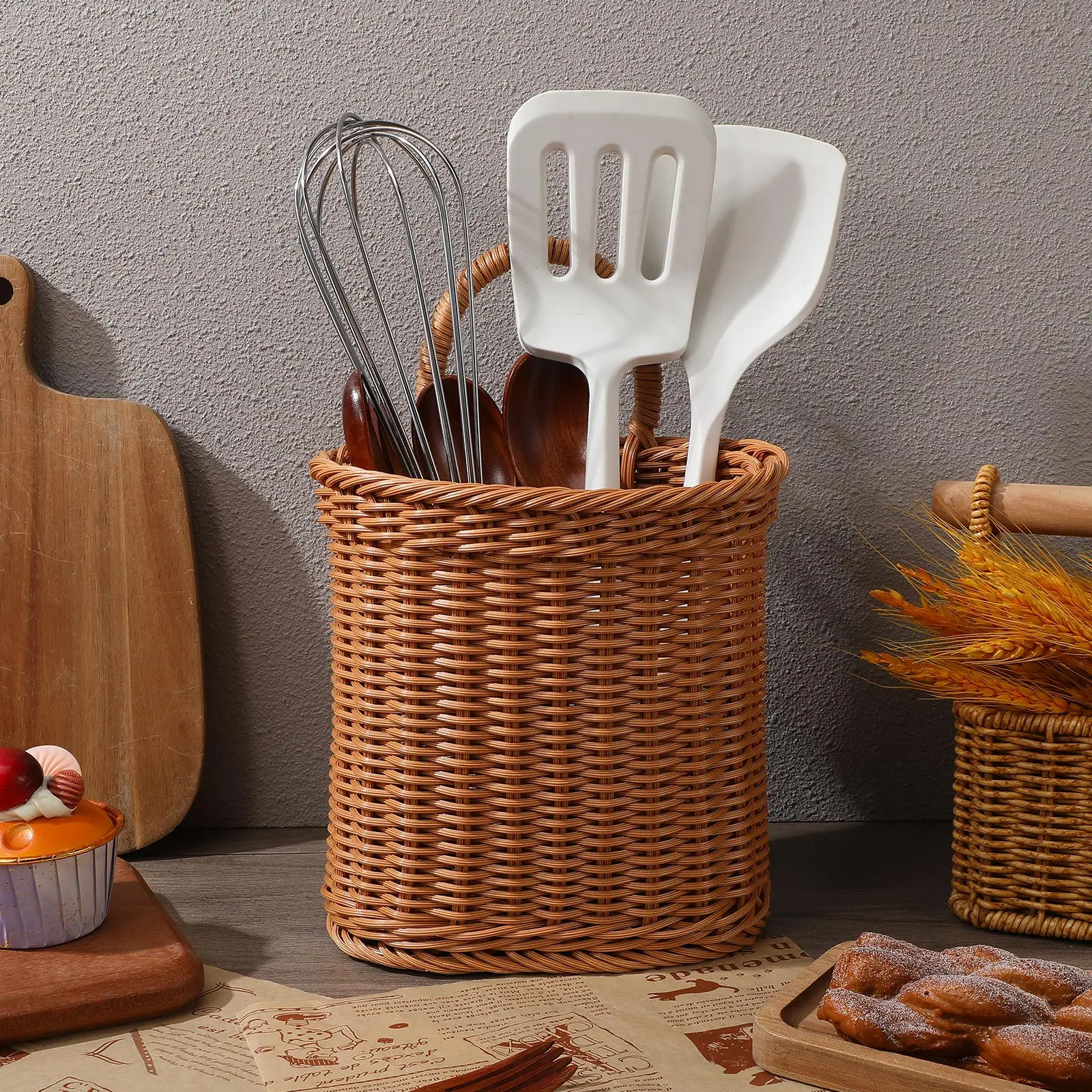 

Wall Hanging Storage Woven Rattan Kitchen Bucket Natural Material Handmade Flower Basket Balcony Hanging Basket For