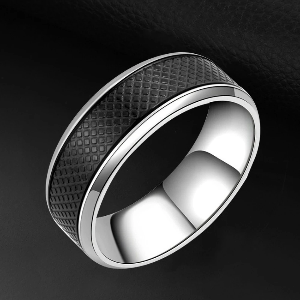 Schwarz-weiße geometrische Ringe aus Edelstahl für Herren, personalisierbar, modischer Ehering, Geschenk – Detail 1
