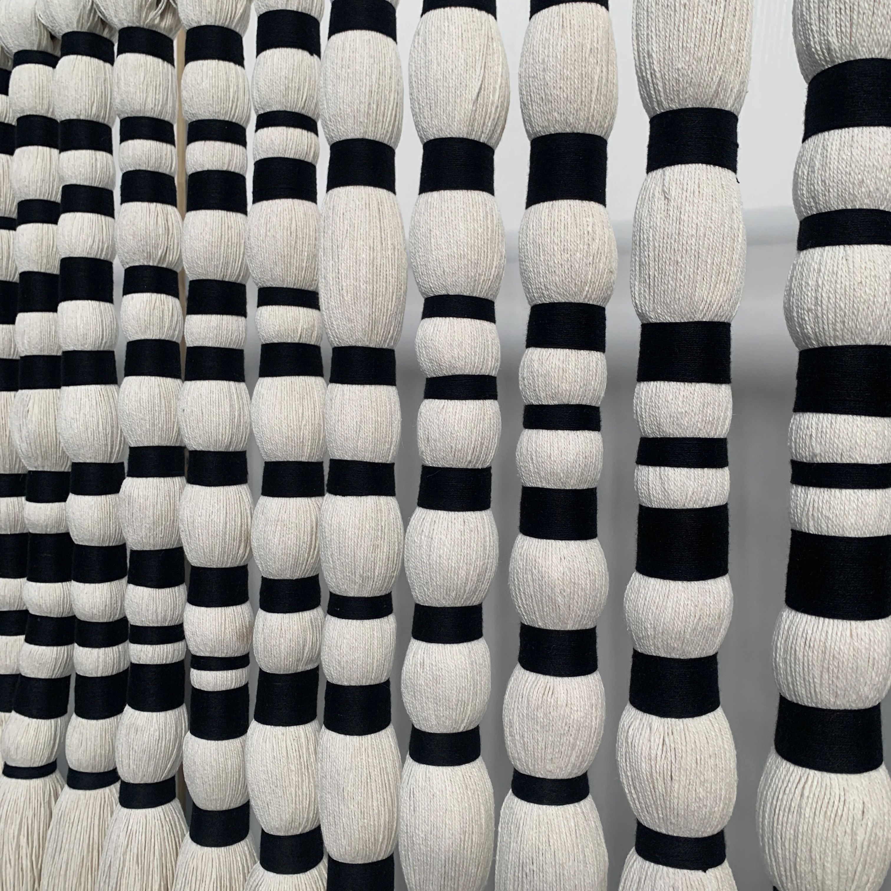 #￥Black and White Art Deco Cotton Macrame Wall Hanging Purely Handmade Suitable for Decorating Offices and Common Areas