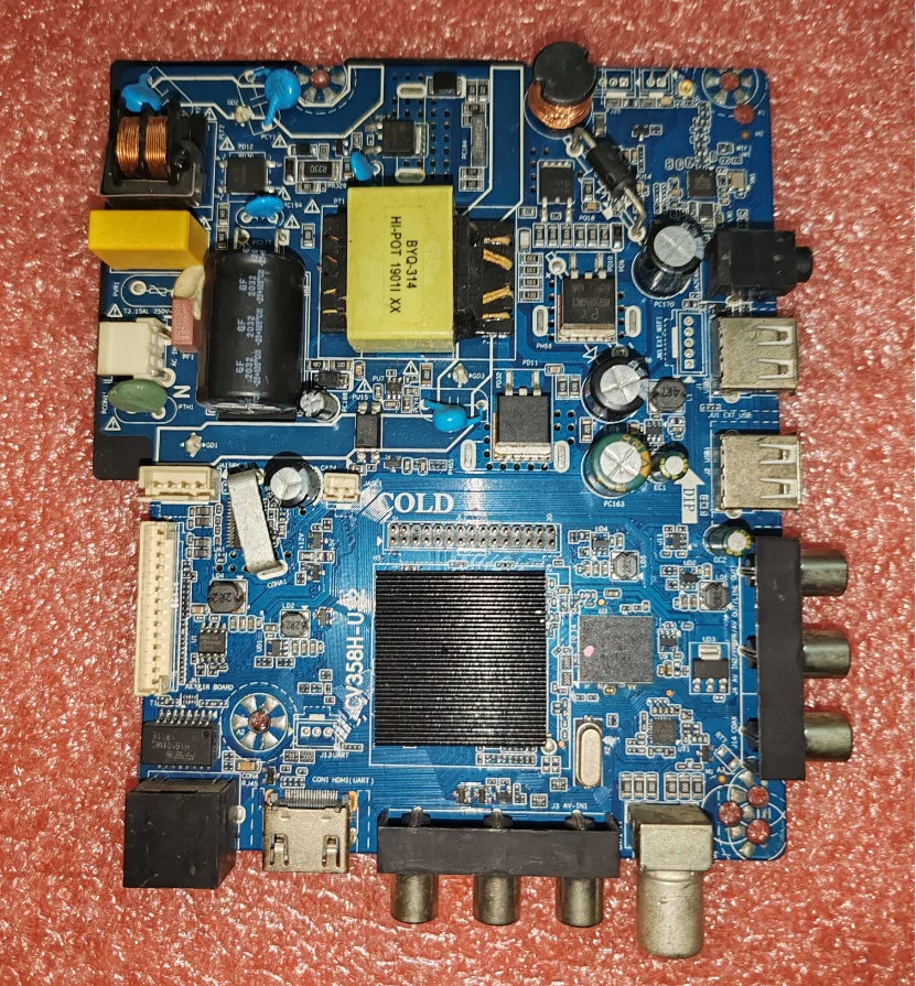 

CV358H-U32 LED three in one WiFi network TV motherboard, physical photo, tested well for 8GB memory 35-40V 450ma