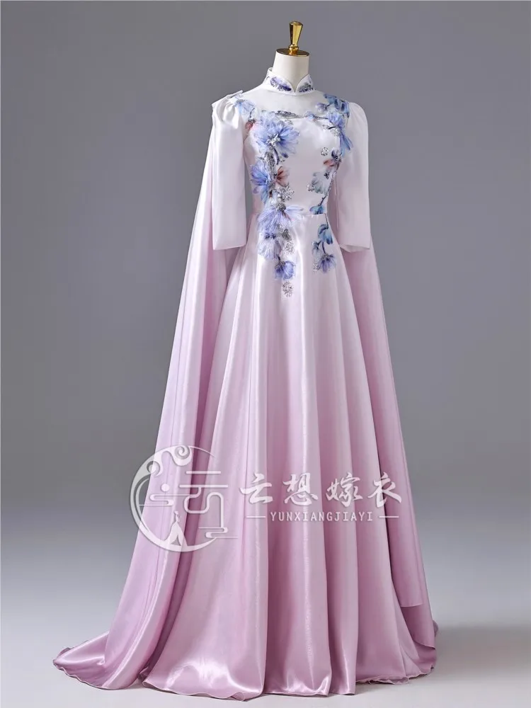 Retro-style stand-up collar long-sleeved light purple patterned long performance host dress
