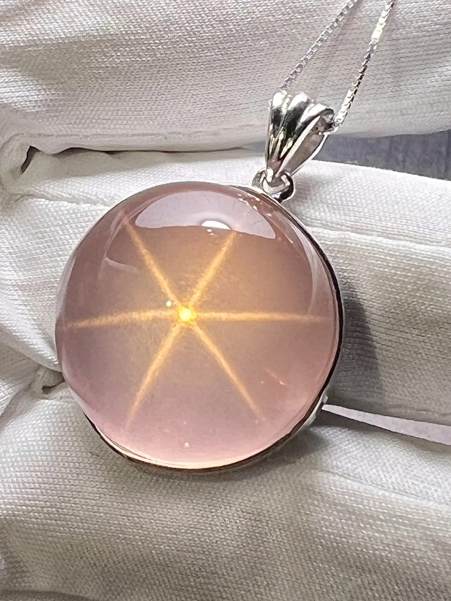 Natural Rose Quartz Round Pendant Necklace Rose Quartz 32*23*12mm Crystal Jewelry AAAAA