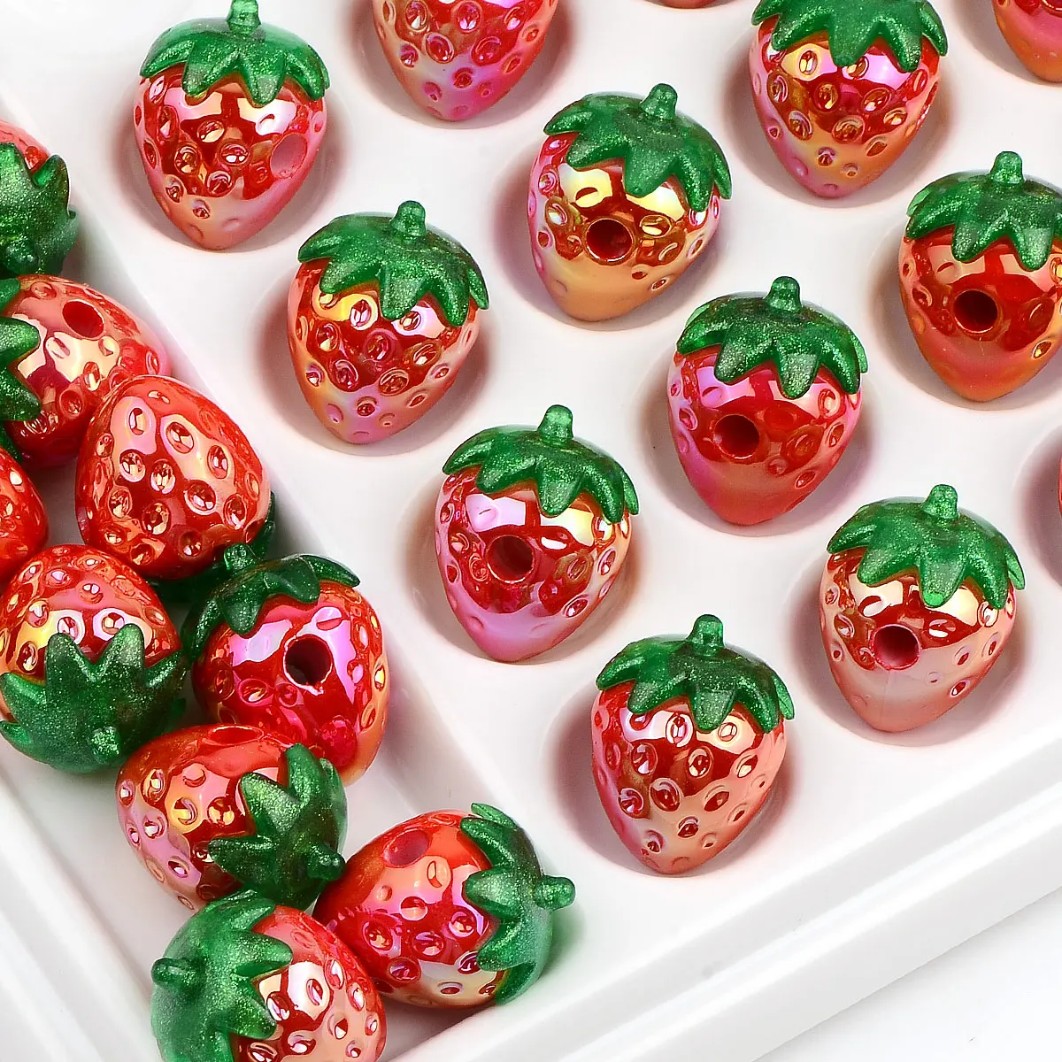 �y�Z�[�����z����̐Ԃ��C�`�S�̌`�������A�N�����r�[�Y�A�N���X�z�[���A�r�[�Y�u���X���b�g�A�����i�A�L�[�z���_�[�A�y���A�N�Z�T���[�A1.7x2.2cm�A8��