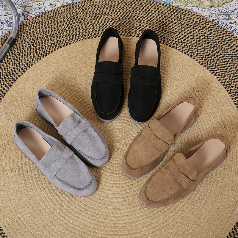 

2024 new Outdoor comfortable and versatile flat loafers Woman Casual Lightweight shoes Summer fashion Breathable suede Shoes