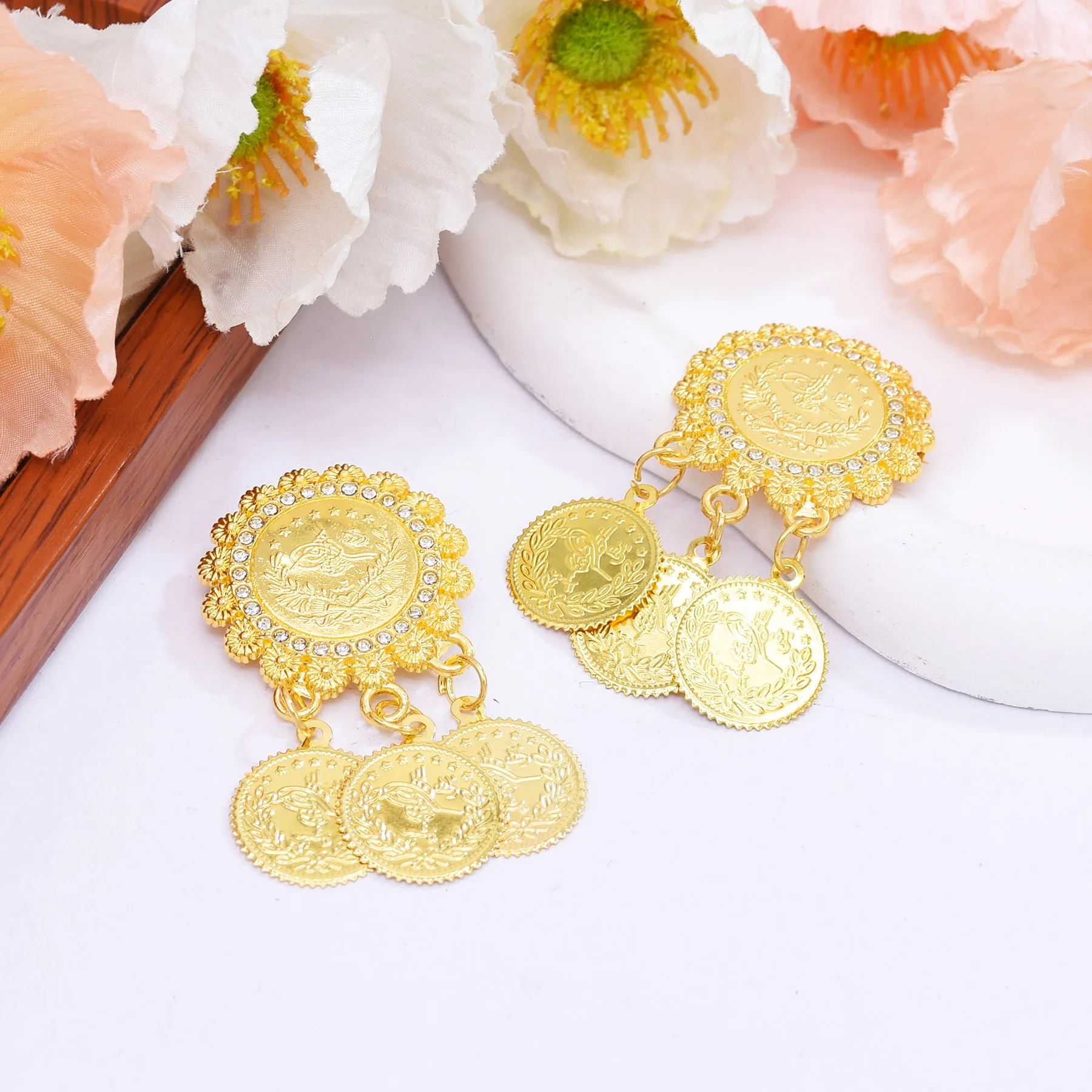 Модный кулон в виде монеты, же – обзор и цена Women Accessories India
