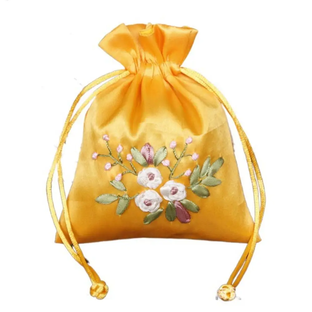 

Candy Bag Embroidery Flower Drawstring Bag for Filled Fragrant Herbs Small Pouch Cloth Storage Bag Spice Bag Gift Bag