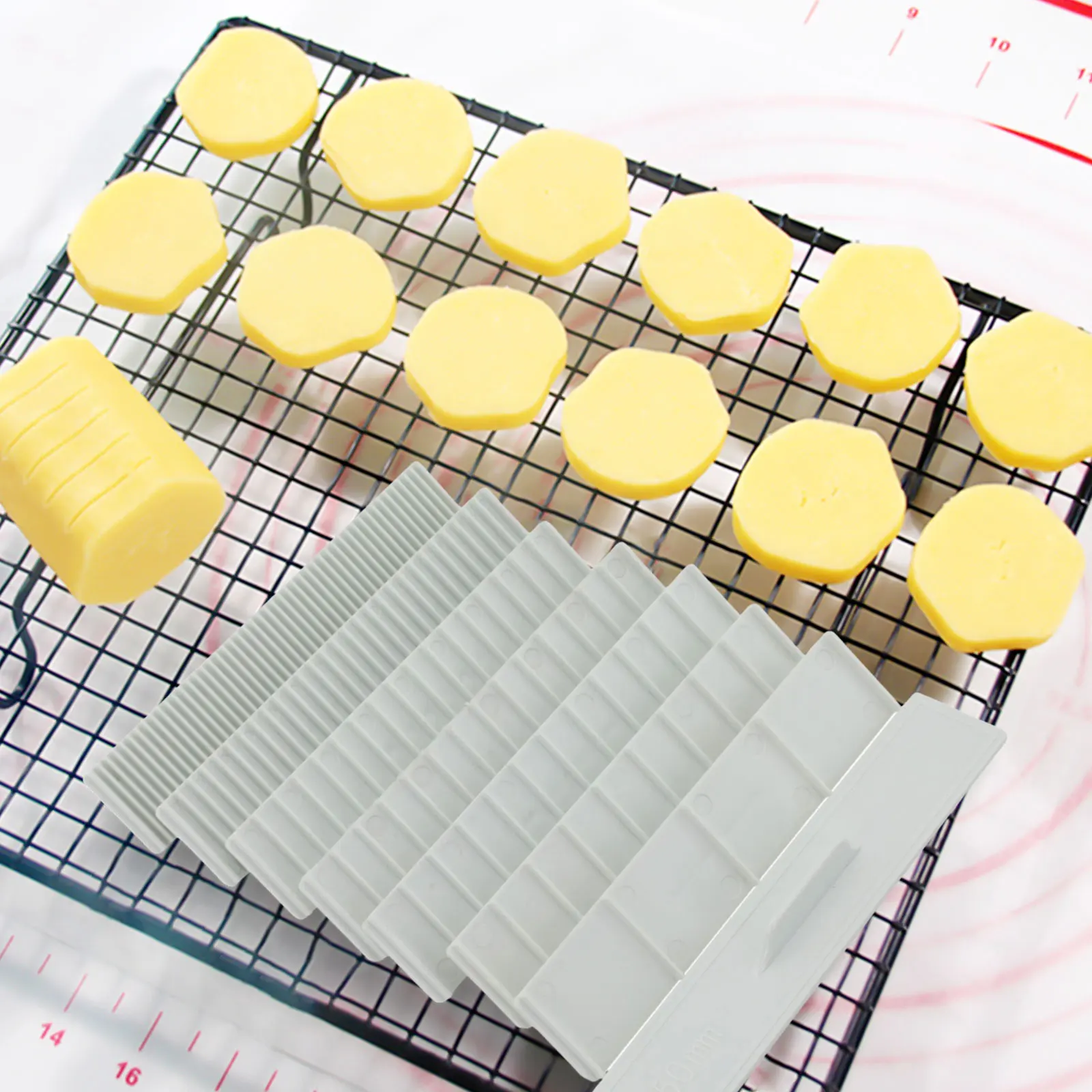 Easy to Use Baking Tools Biscuit Measuring Ruler Achieve Desired Width High Temperature Resistant ABS Plastic 8pcs Set