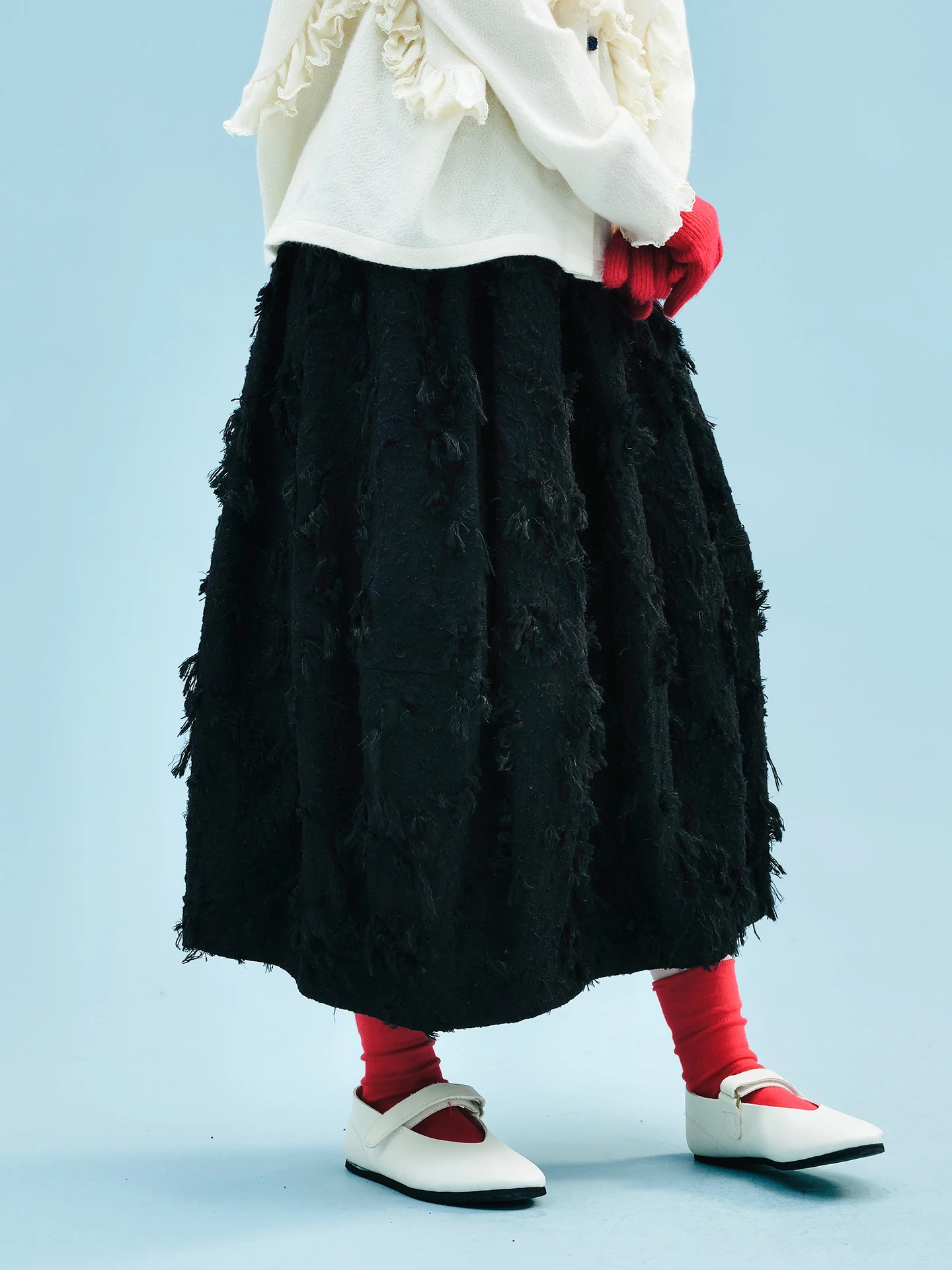 

imakokoni Autumn Japanese-Style Textured Midi Skirt - Ladies' Versatile Loose Artistic Black Lantern Skirt 255245