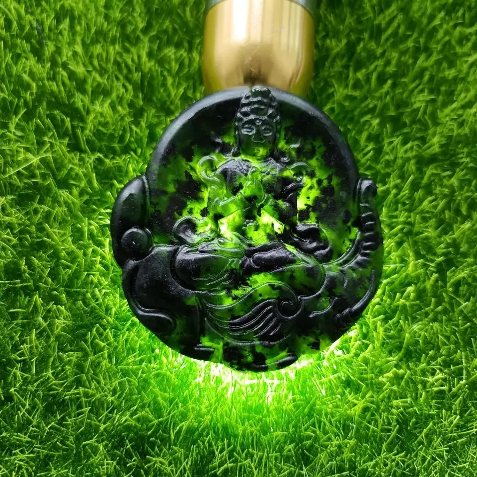 Natural Tibetan Jade Medicine King Shi Guanyin Pendant Men's Safe National Style Pendant