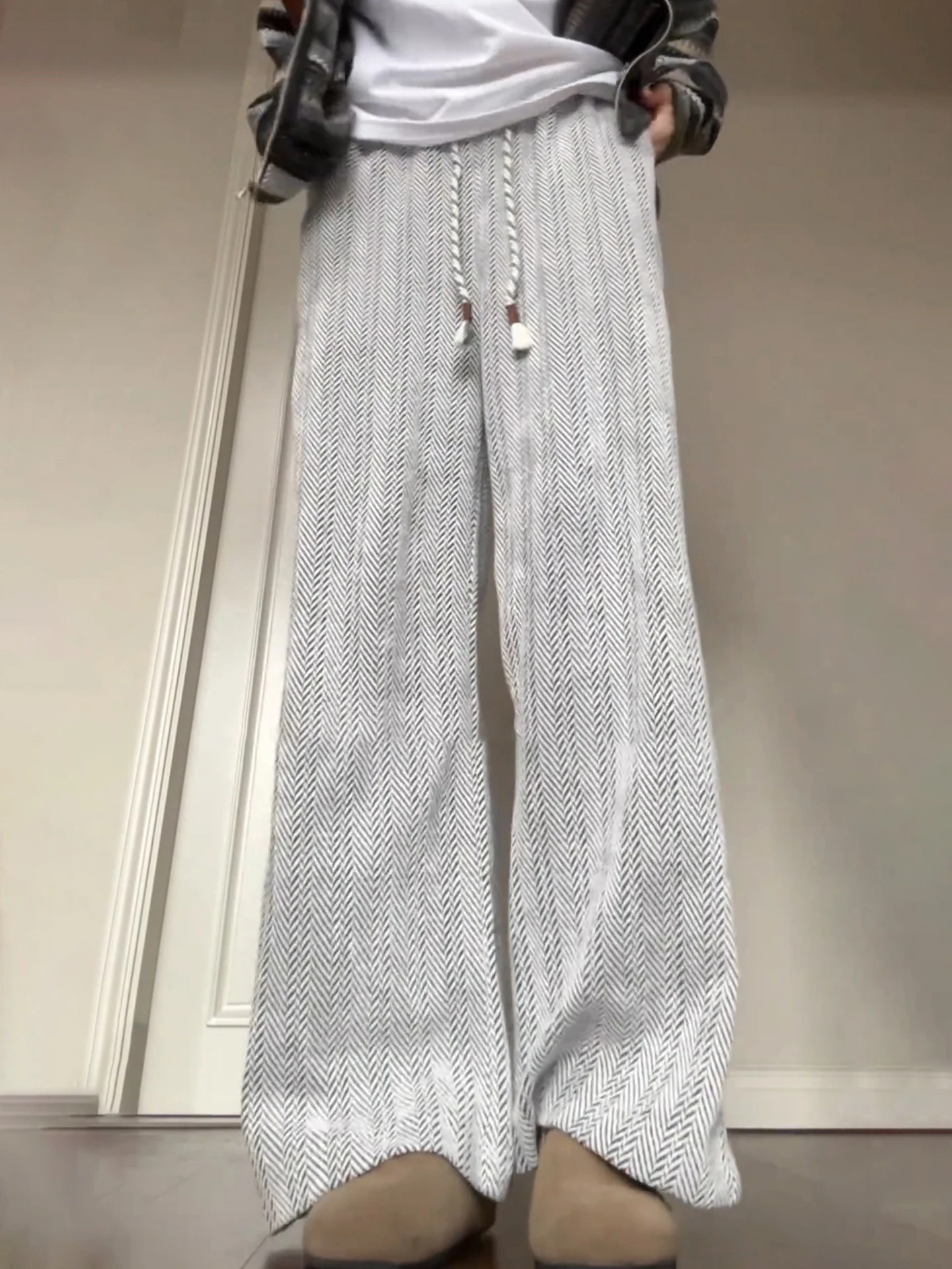 

Белые вязаные повседневные брюки для мужчин, осенние модные широкие трикотажные брюки прямого кроя, комфортные и стильные