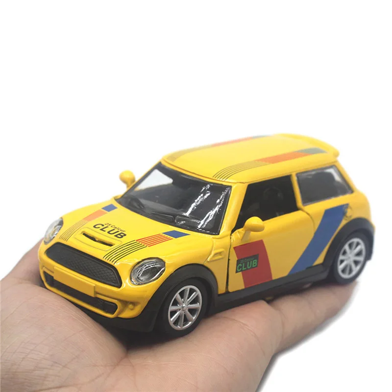 

1:32 Mini Model Classic City Alloy Car Diecast Miniature Toy Metal Painting Vehicle Simulation Collection Gifts Toys for boys