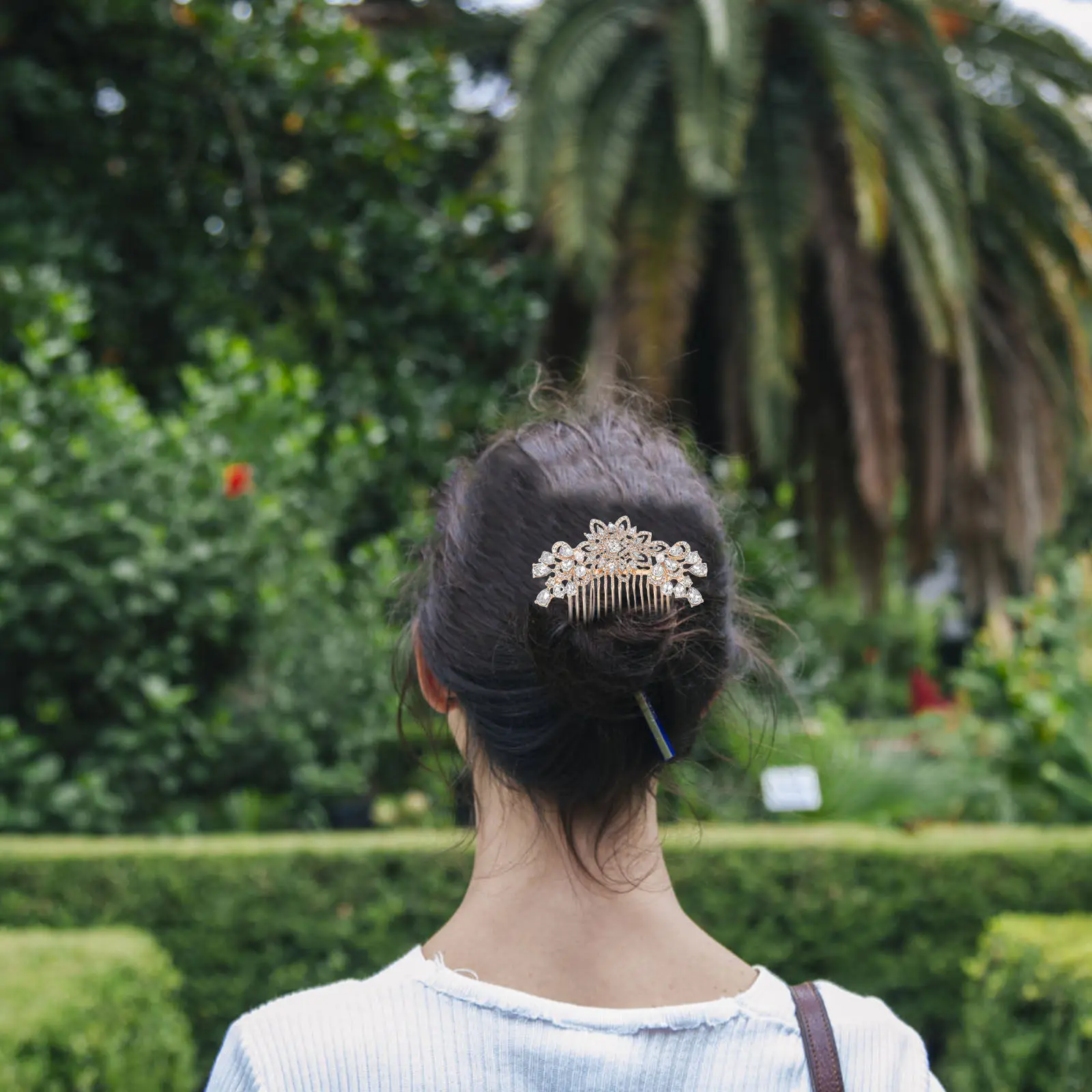 

Набор из 3 гребней для волос со стразами: элегантный дизайн из сплава, свадебные и праздничные аксессуары для волос, женский блестящий головной убор