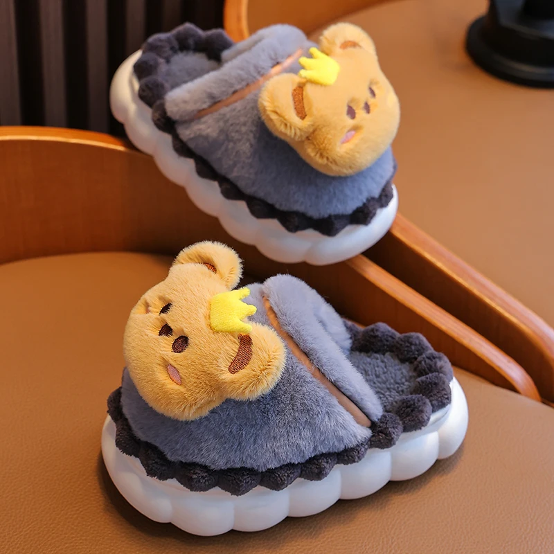 2024 New Winter Children\'s Fluffy Slippers Cute Little Bear Non-slip Soft Slides Boys Warm Indoor Mule Kids Home Cotton Shoes