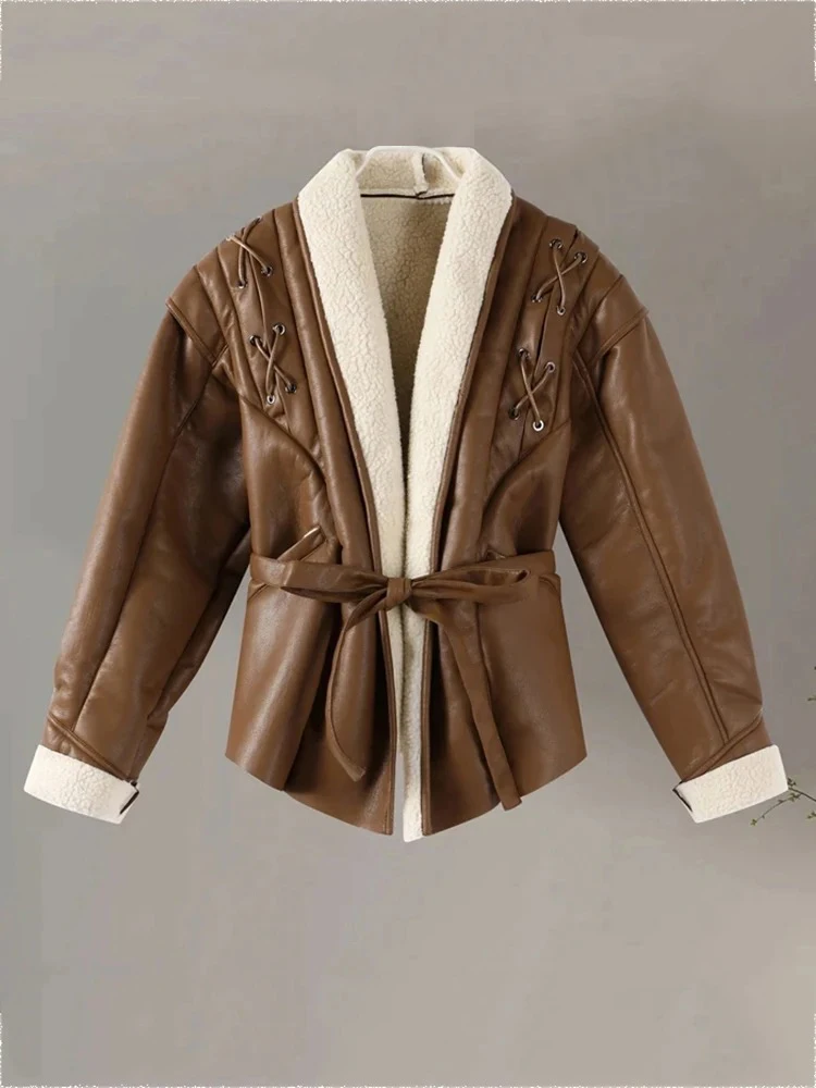 

женская мода кожа коричневый короткая куртка пояс лацкан длинный рукав мотоцикл внешняя осень зима теплая улица верхняя одежда