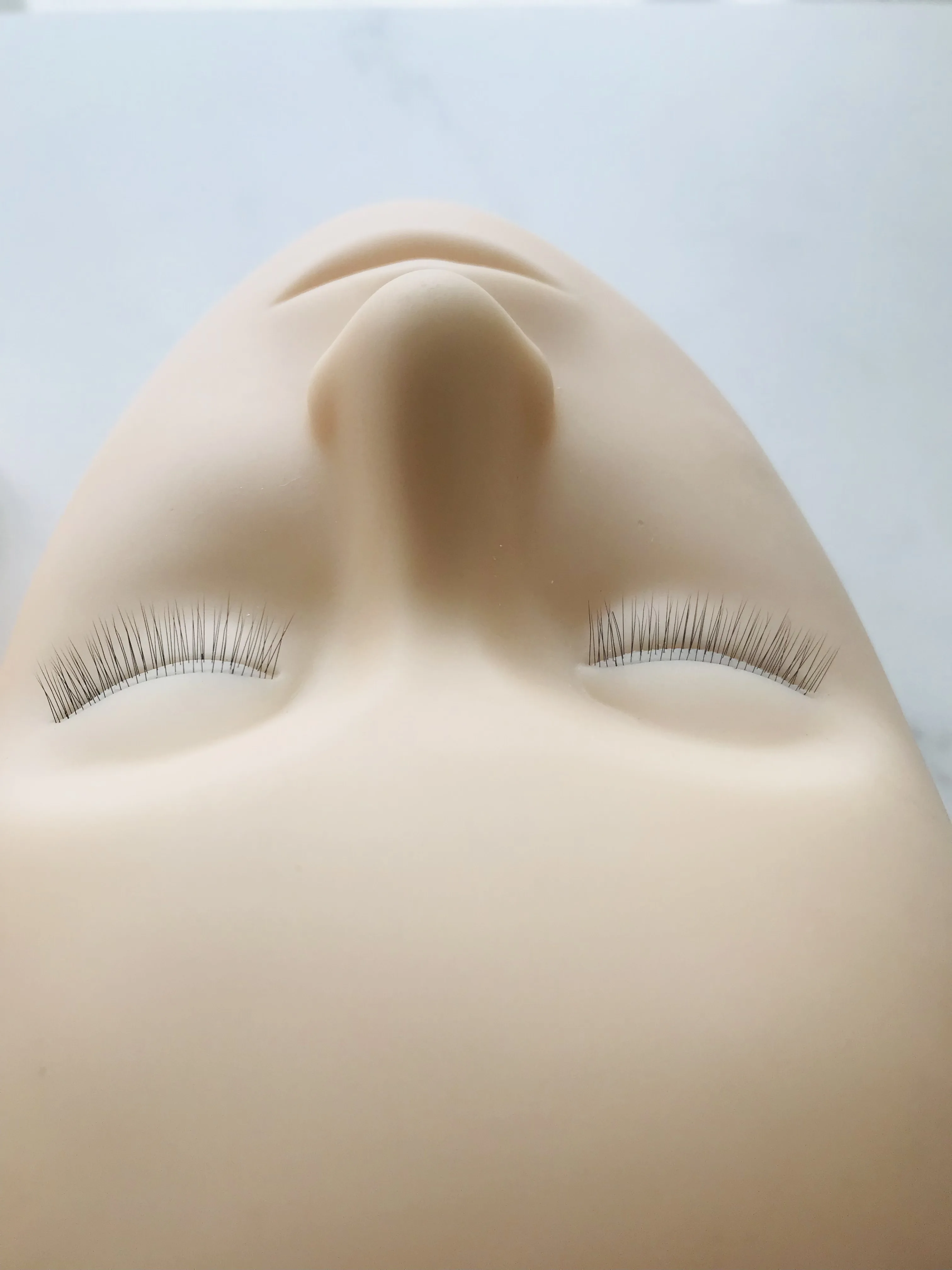 1 Pcs Mannequin Head with Layer Lashes for Lash Extension Dummy Head Practice Training Heads Makeup Tools Accessories Woman