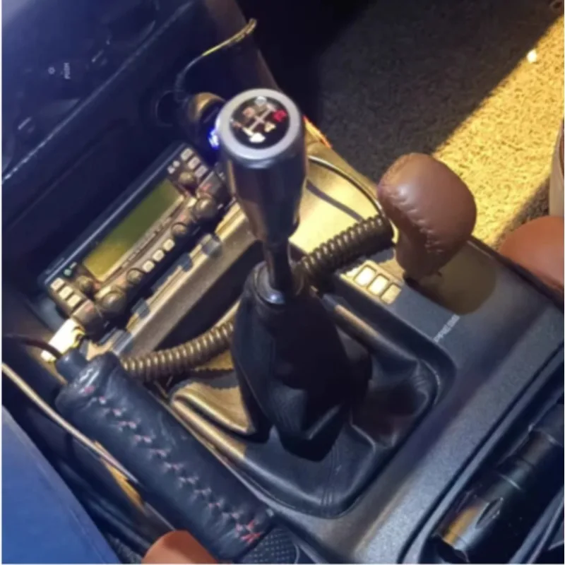 

Universal Aluminum Alloy Shift Knob for 5-Speed Manual Cars Lightweight Gear Shift Lever Replacement Head with Comfortable Grip