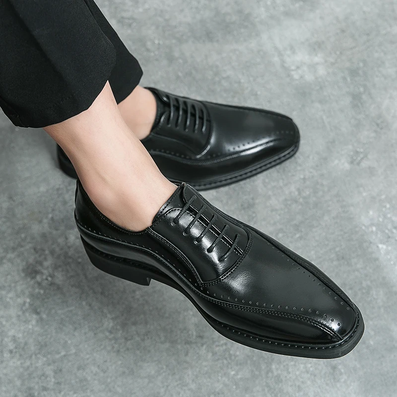 

Sharp Pointed Low Heel Lace Up Men Oxford Shoes Solid Color Rubber Sole Business British Style Gentleman Leather Shoes