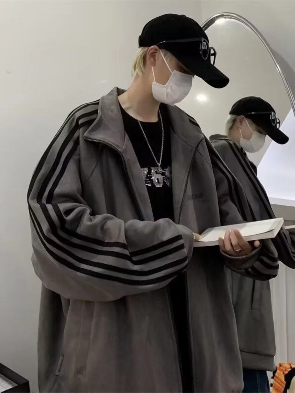 

Мужская повседневная замшевая куртка в американском стиле, весенне-осенний спортивный костюм с полосатыми вставками, крутая бейсбольная куртка-топ