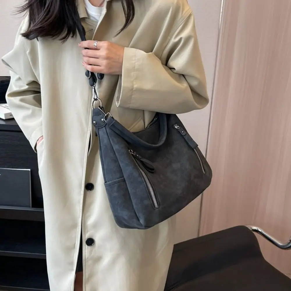 

Ins Large Capacity PU Leather Shoulder Bag French Style Handbag Retro Underarm bag Casual New Design Tote Bag Vacation
