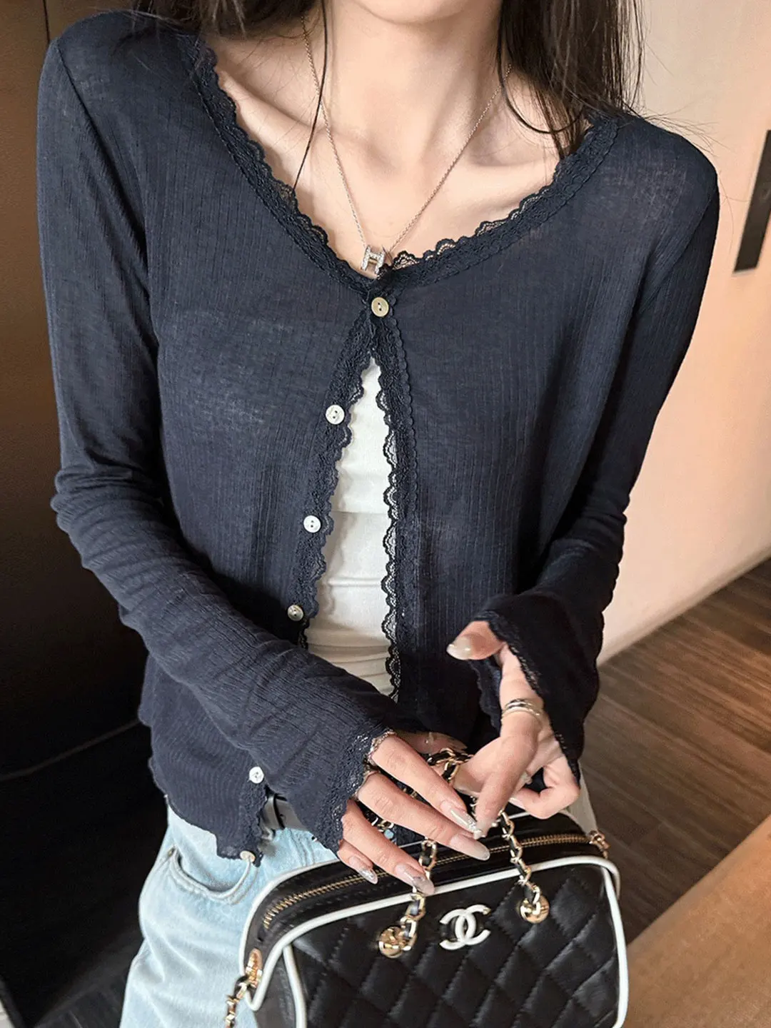 

Lightweight Sun Protection Lace Knitted Cardigan Women Summer Tank Top Outerwear Air Conditioner Cover up V-Neck Long Sleeve