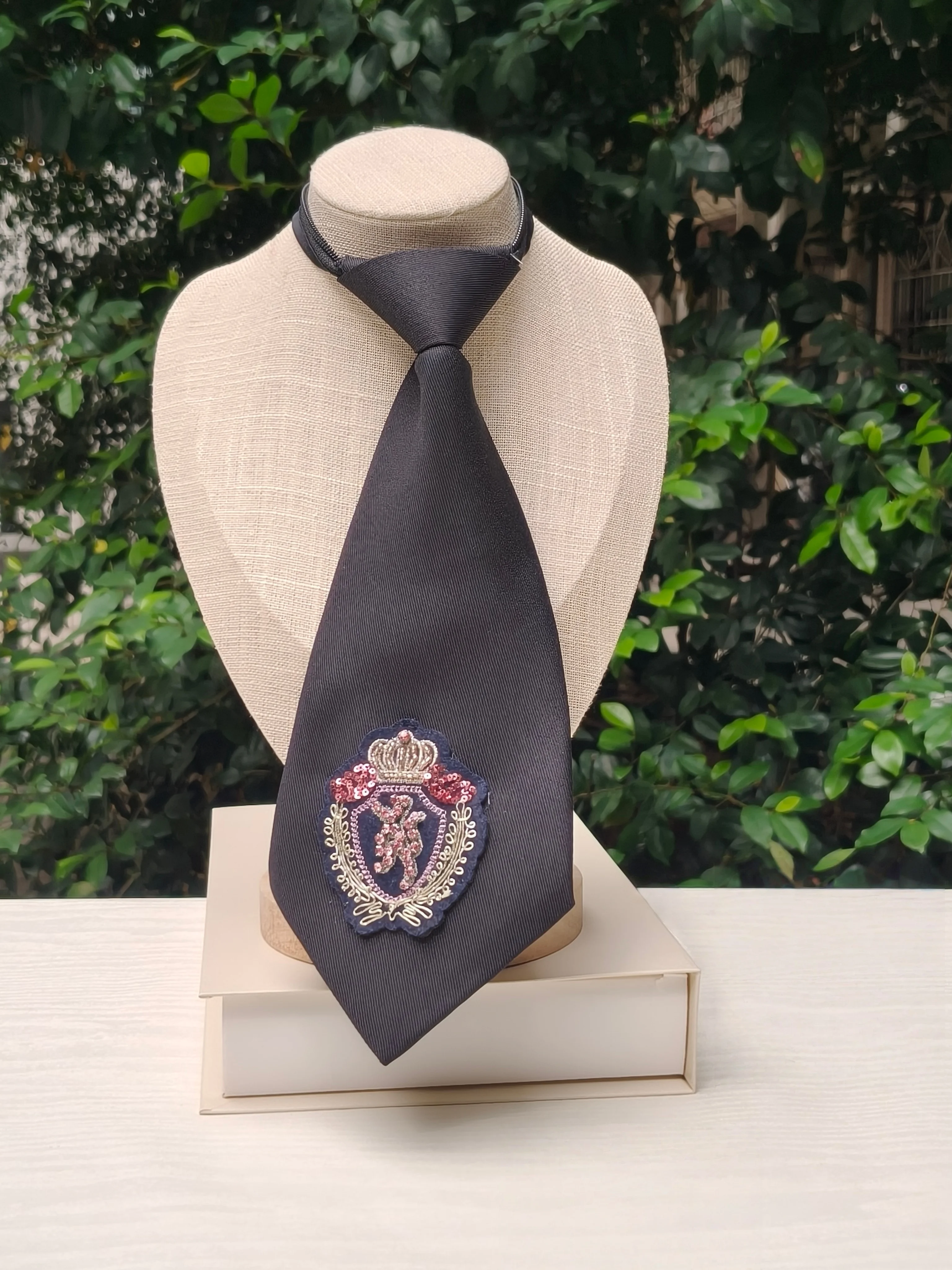 High-End Crown Badge Black Tie - Women'S Accessories For Formal Wear ulasan dan harga