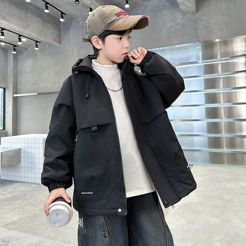 

Простая и утолщенная новая высококачественная теплая куртка с капюшоном для мальчиков 4-15 лет.