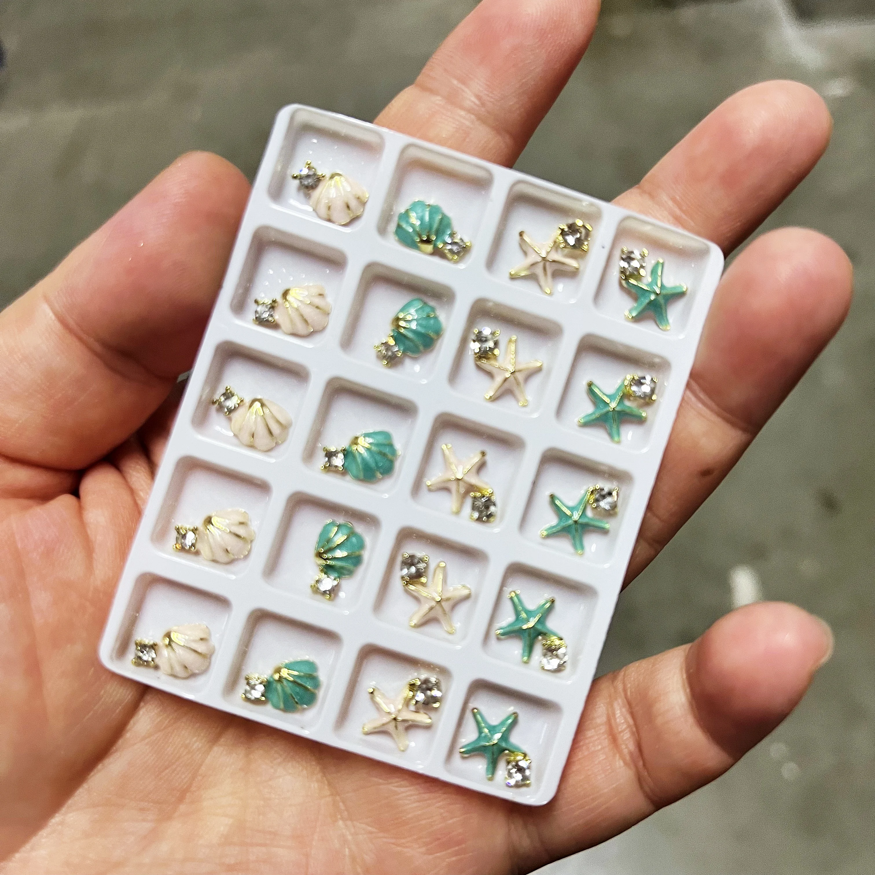 20 Stück 3D-Nagelkunst-Charms mit Seestern/Muscheln und Strasssteinen, Emaille-Nagelzubehör mit Ozean-Motiv für DIY-Maniküre-Dekorationen *