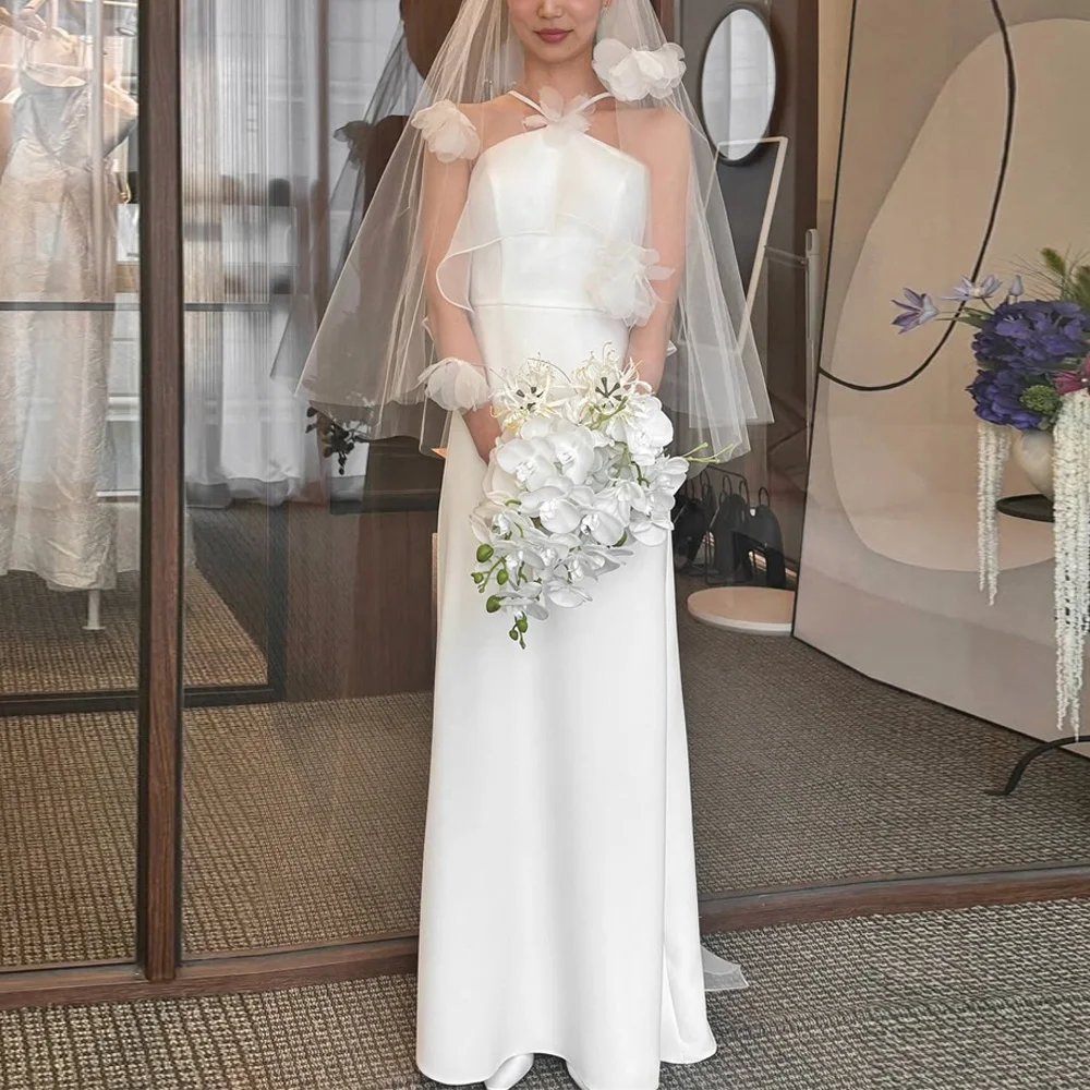 

MD Simple Halter Satin Wedding Dress Sleeveless Korea Photoshoot Pleat Floor-Length Bridal Gown Applique Customized 웨딩드레스