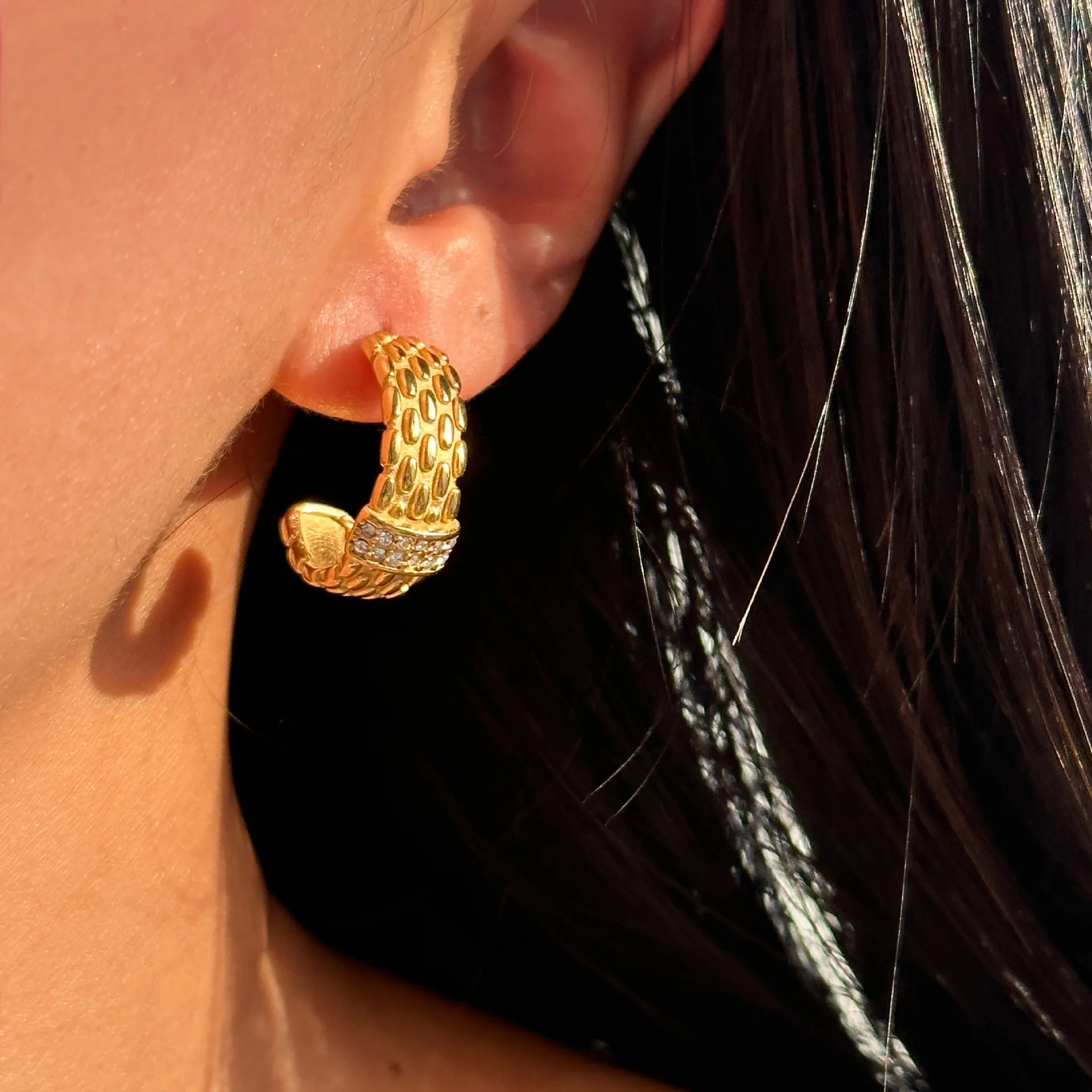 

Miranda Gold Color Stainless Steel C Shape Huggie Unusual Earrings Waterproof Charm Texture Zircon Vintage Jewelry for Women Gif
