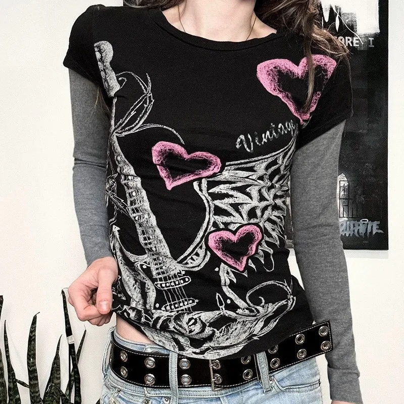 Fashionable European and American street sweet and spicy style personalized guitar print contrasting color fake two-piece base l