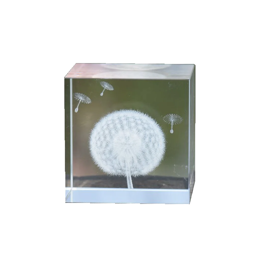 

1Pcs Crystal Cube Ornament Home Office Desktop Decoration Creative Gift Easter Birthday Christmas