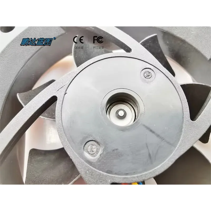 pa Brand-new  blueprint 7025 7CM 5cm 5V 0.24A dual ball bearing PWM temperature control cooling fan.70*70*25MM