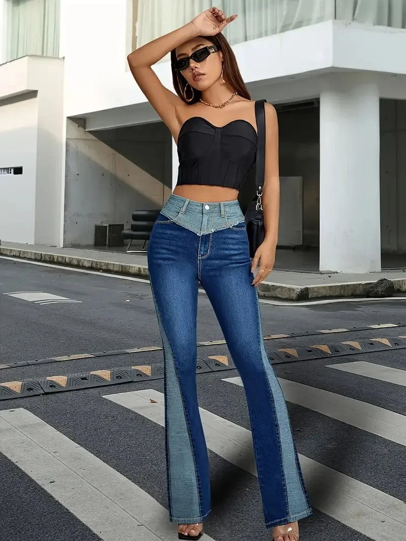 Vaqueros acampanados clásicos ajustados con bloques de color y empalme de tiro medio de calle sexy a la moda para mujer, corte en forma de V, lavables a máquina durante todo el año,