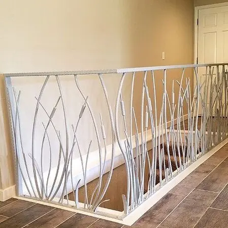 Personalizzazione Corrimano per scale in ferro battuto personalizzato Balustrade in metallo per interni ed esterni Design per ringhiera per scale di hotel villa