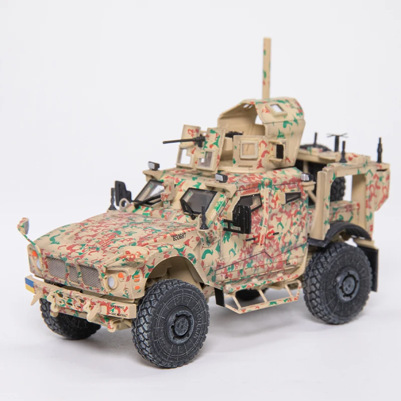 

Масштаб 1/72 M-ATV Украина 650573 и 650687, имитация пластикового гусеничного танка, модель статического дисплея, коллекционный подарок, сувенир