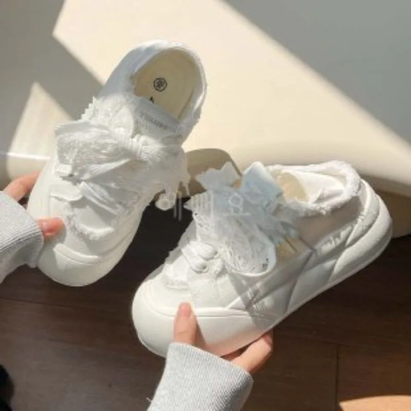 Weiße, blaue Plateau-Sneaker für Damen, mit Spitze und Schleifendekor, klobige Freizeitschuhe mit dicker Sohle, süßer, koreanischer, bequemer Alltags- und Modestil – Detail 1
