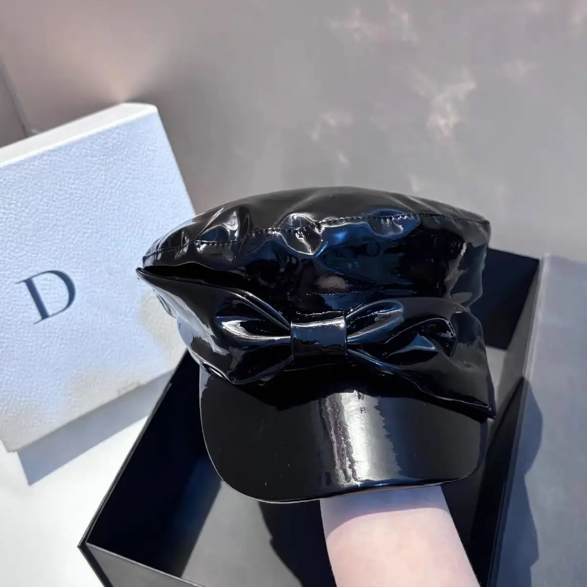 Woman Leather Octagonal Cap  New  Fashion High Quality Design Sense All-Matching octagon Caps British Style flat cap Bow Cap